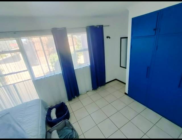 2 BEDROOM TOWNHOUSE FOR SALE IN BRACKENHURST